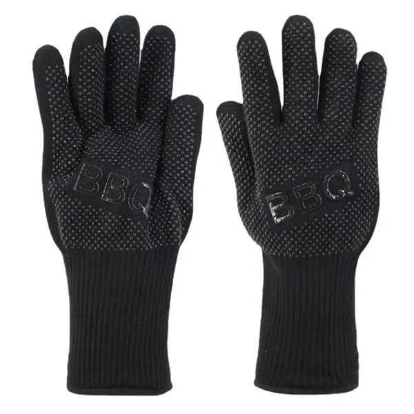 “Ergonomic handle detail of Seamless Outdoors BBQ grill accessory